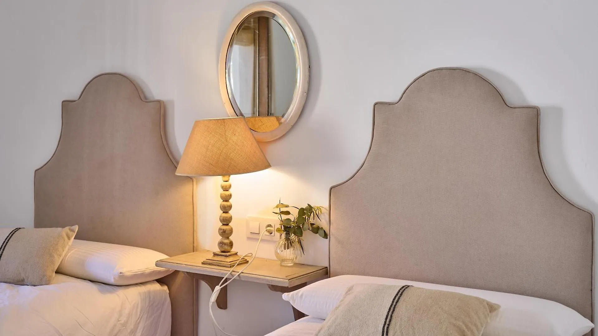 Apartamentos Casa Palacio Vida Espejo
