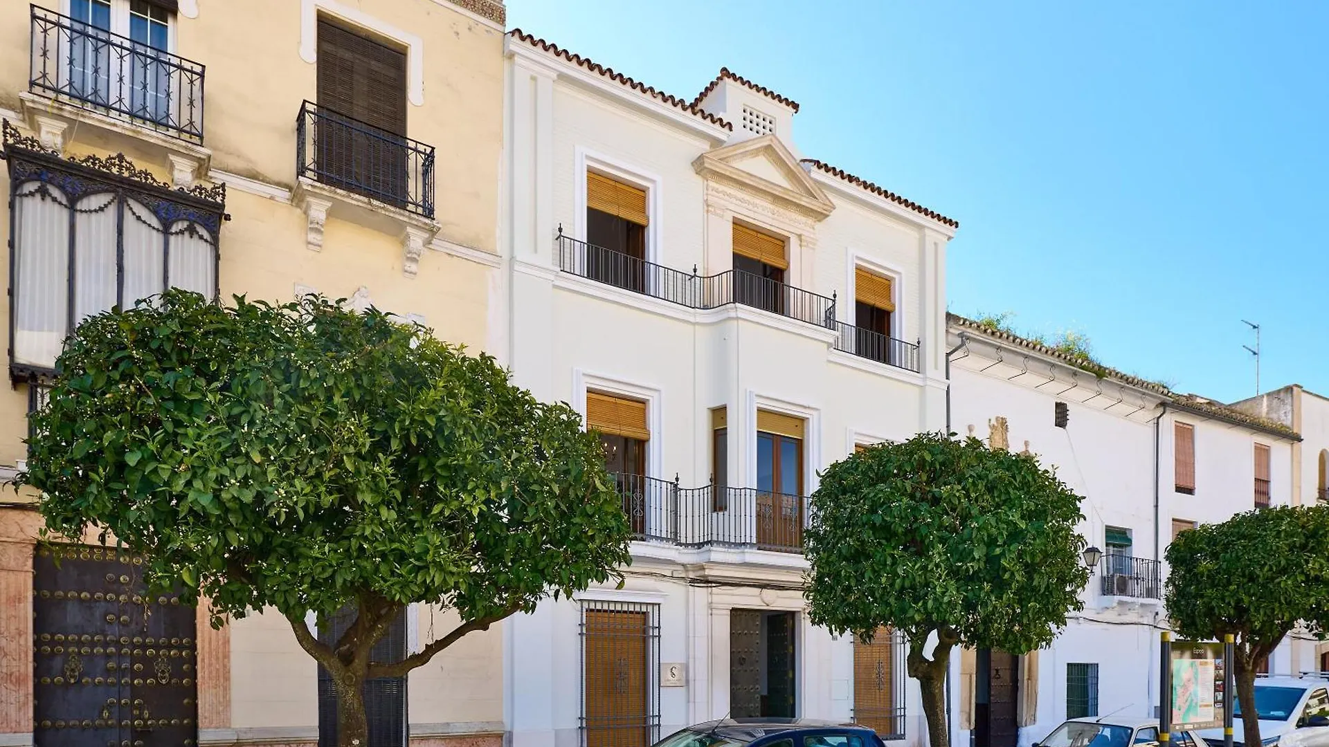 Apartamentos Casa Palacio Vida Espejo  Spain